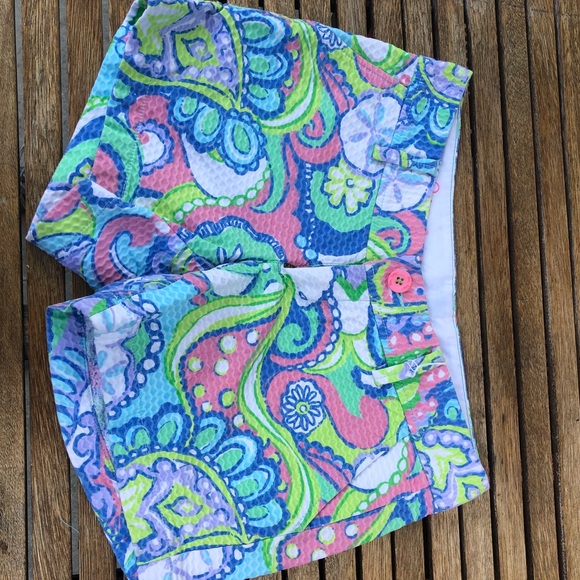 Lilly Pulitzer Shorts - Picture 1 of 2